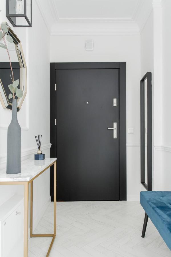 Luksusowy Apartament Hercena7 W Sercu Miasta Vratislav Exteriér fotografie